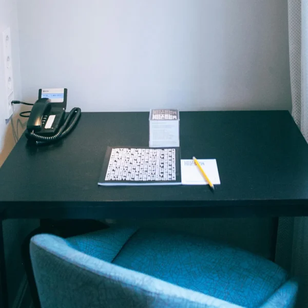 In room dining 2x 600x600